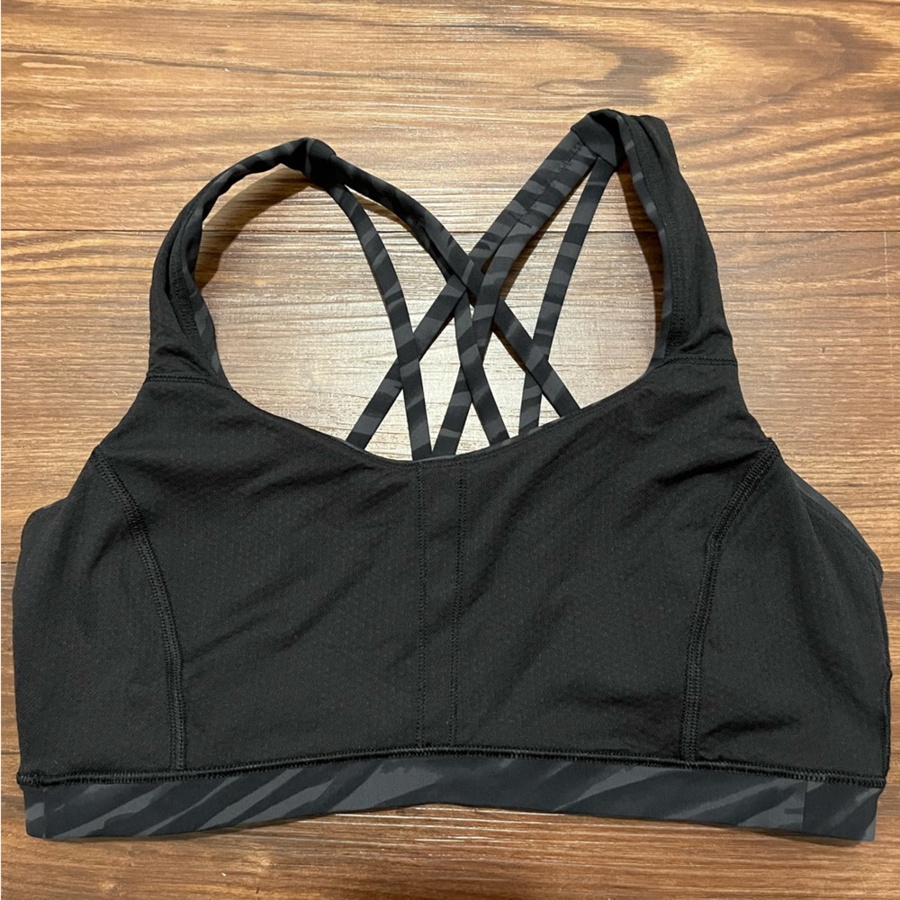 Lululemon Size 8 Free To Be Bra Black Gray - Picture 6 of 9